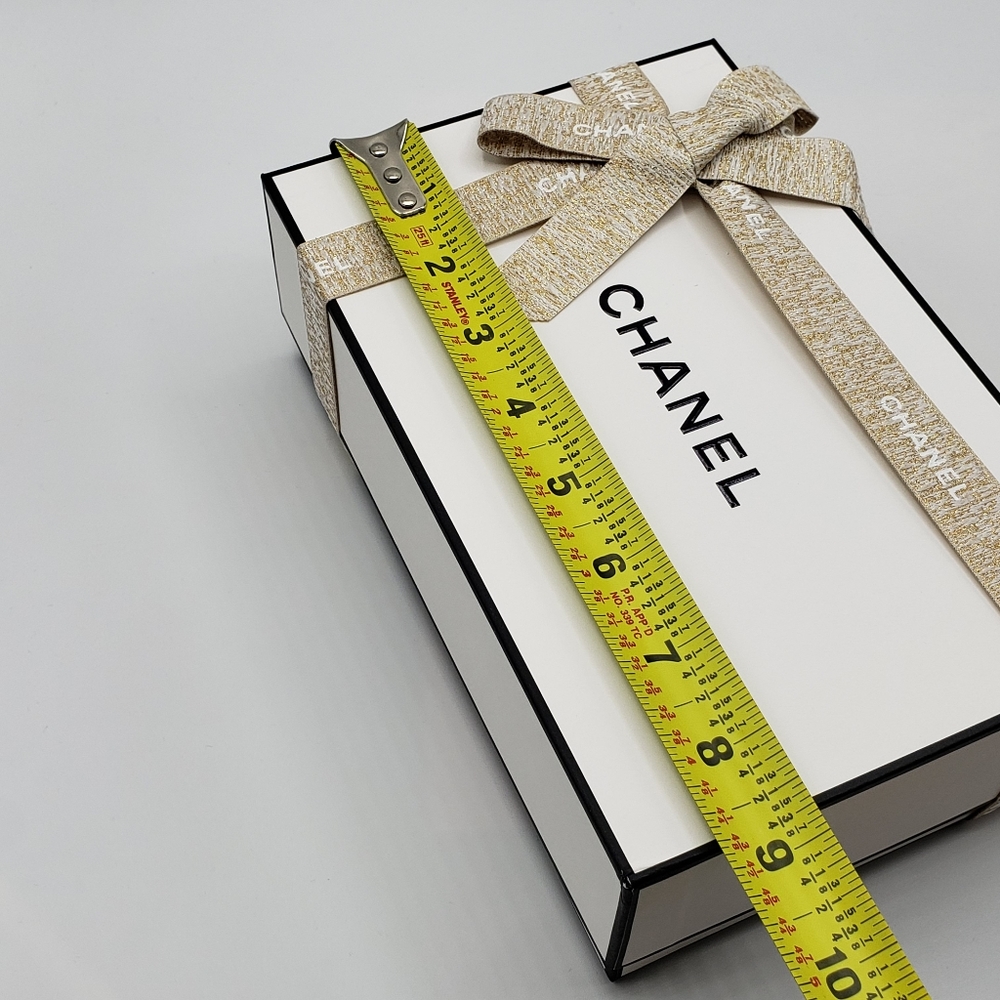 CHANEL Gift Box Bag Ribbon - Picture 8 of 12